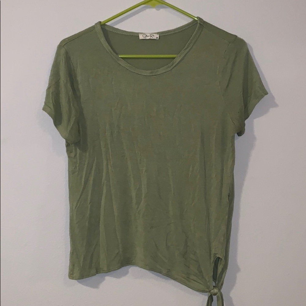 GREEN TOP